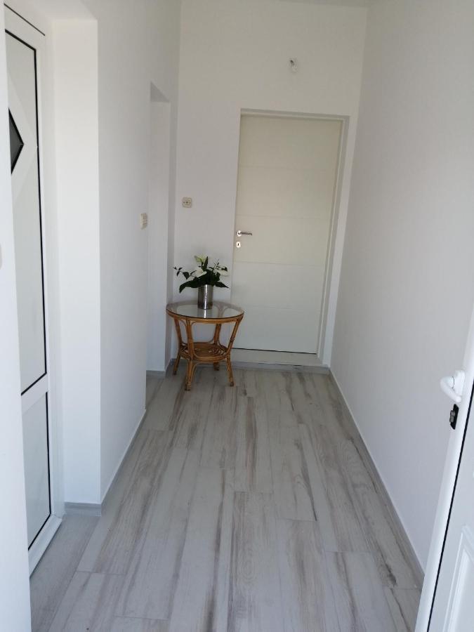 Apartman Luis Silence Šestanovac Exterior foto